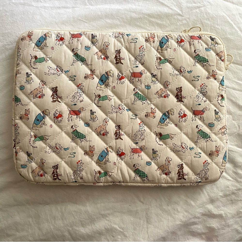 Dog Printed Quilted Laptop Sleeve Cover with Double Zipper Closure